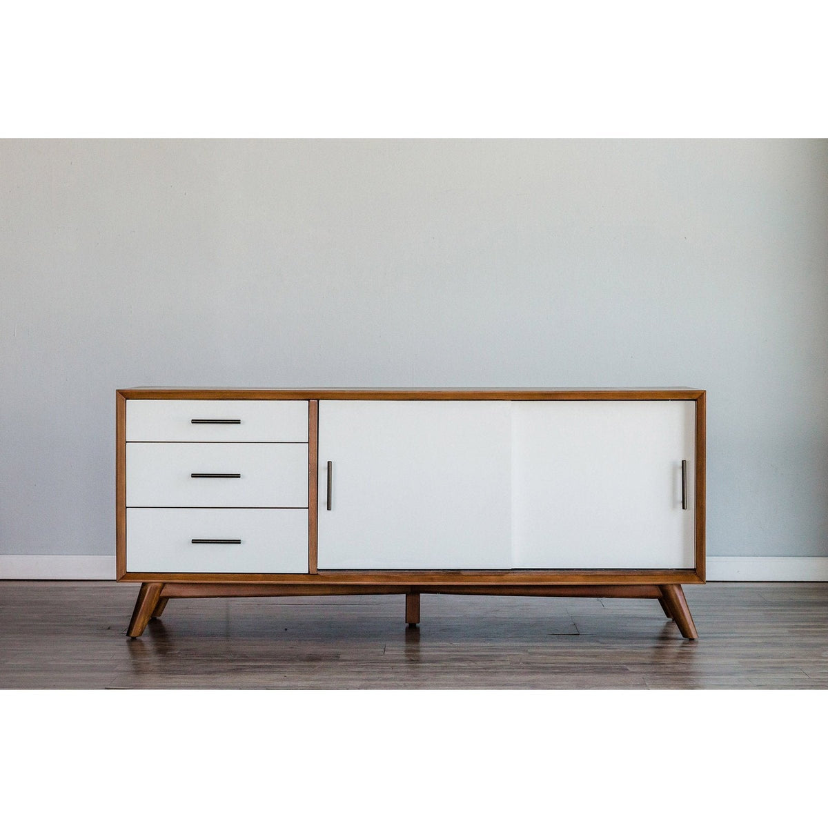 Alpine Furniture Flynn Large TV Console, Acorn/White 999-10
