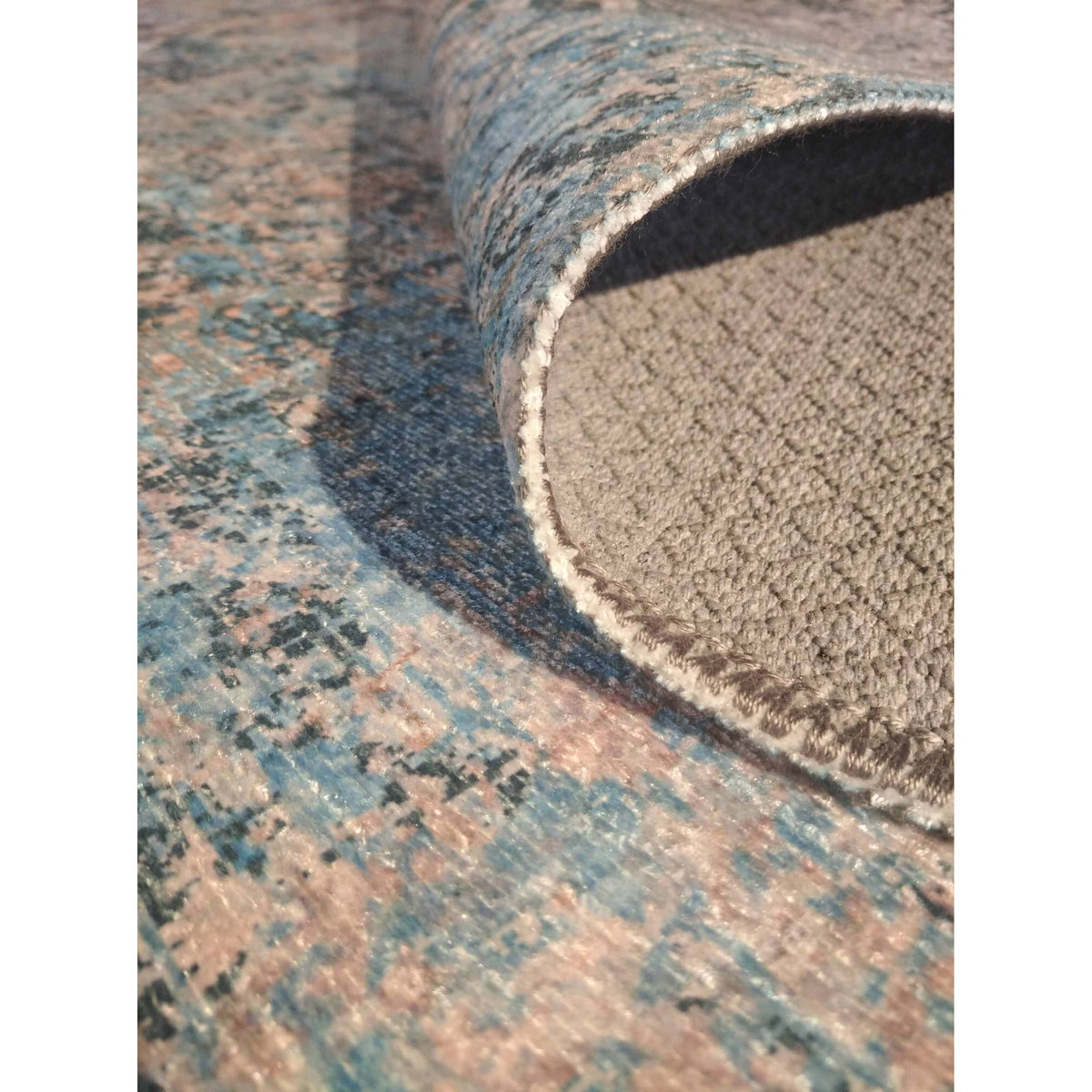 Whiteline Modern Living Celia Rug