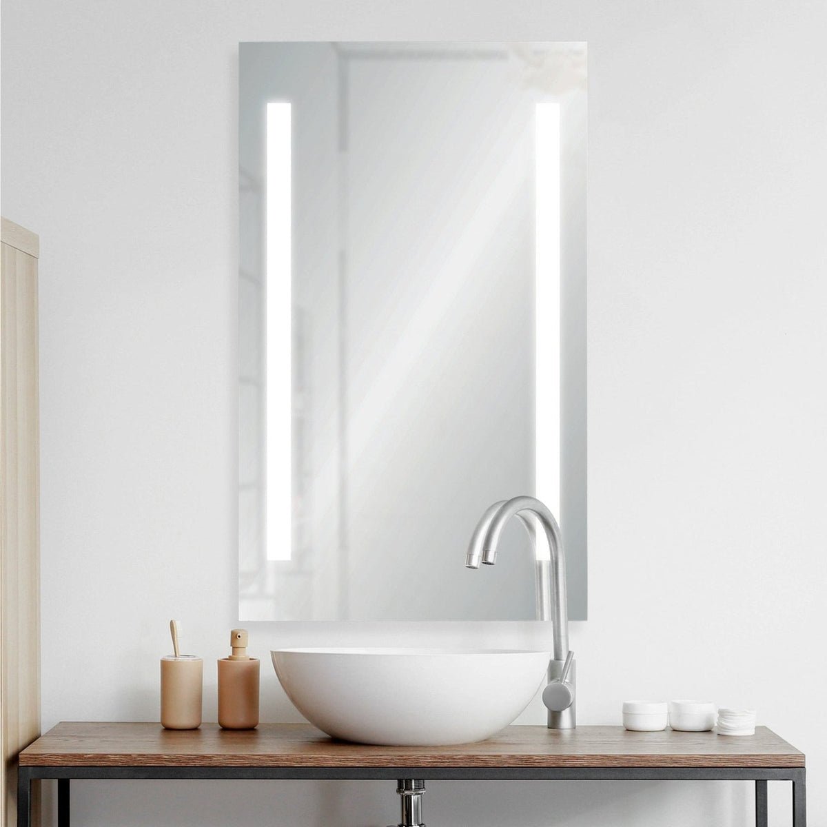 RenWil Oria Rectangle LED Mirror NDD221M042