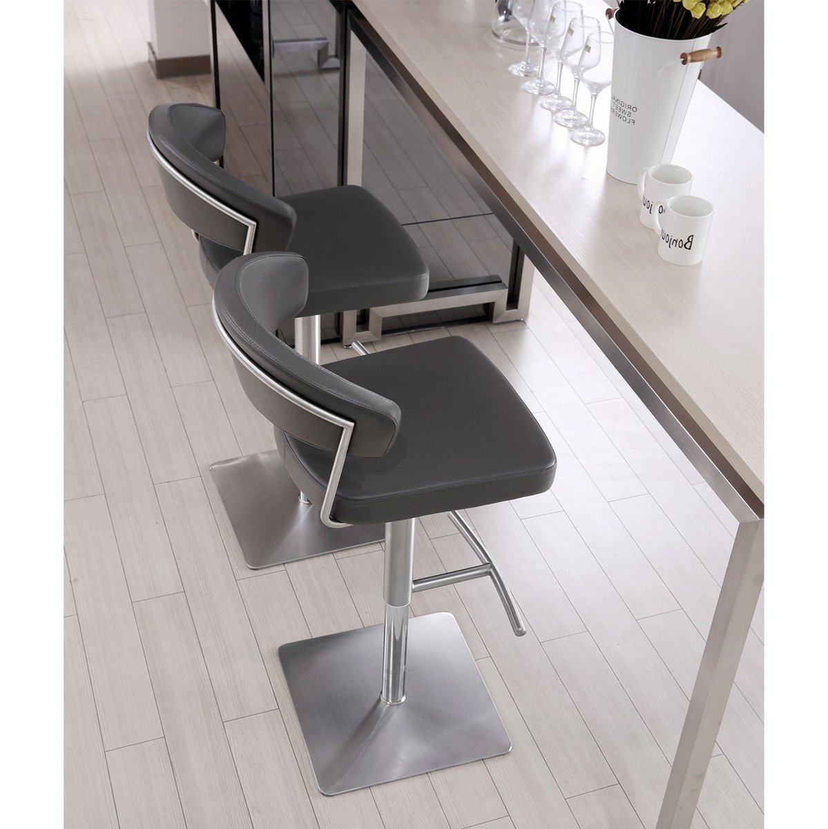 Whitelin e Modern Living Maureen Barstool