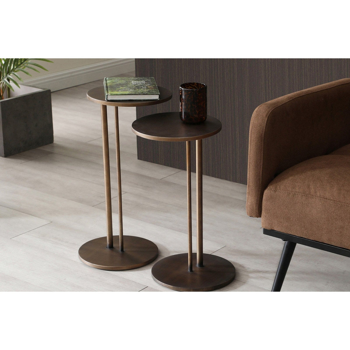 Whiteline Modern Living Nala Side Table