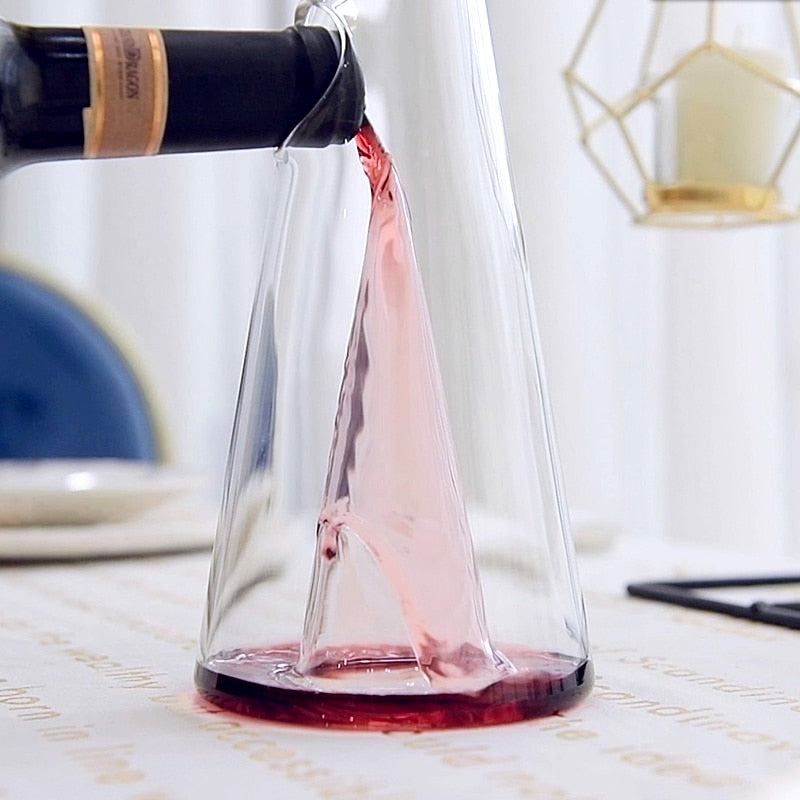 Glass Wine Decanter – Pyramid Shape