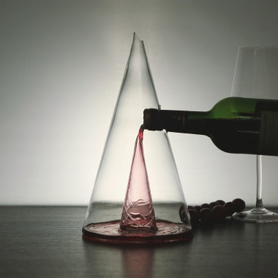 Glass Wine Decanter – Pyramid Shape